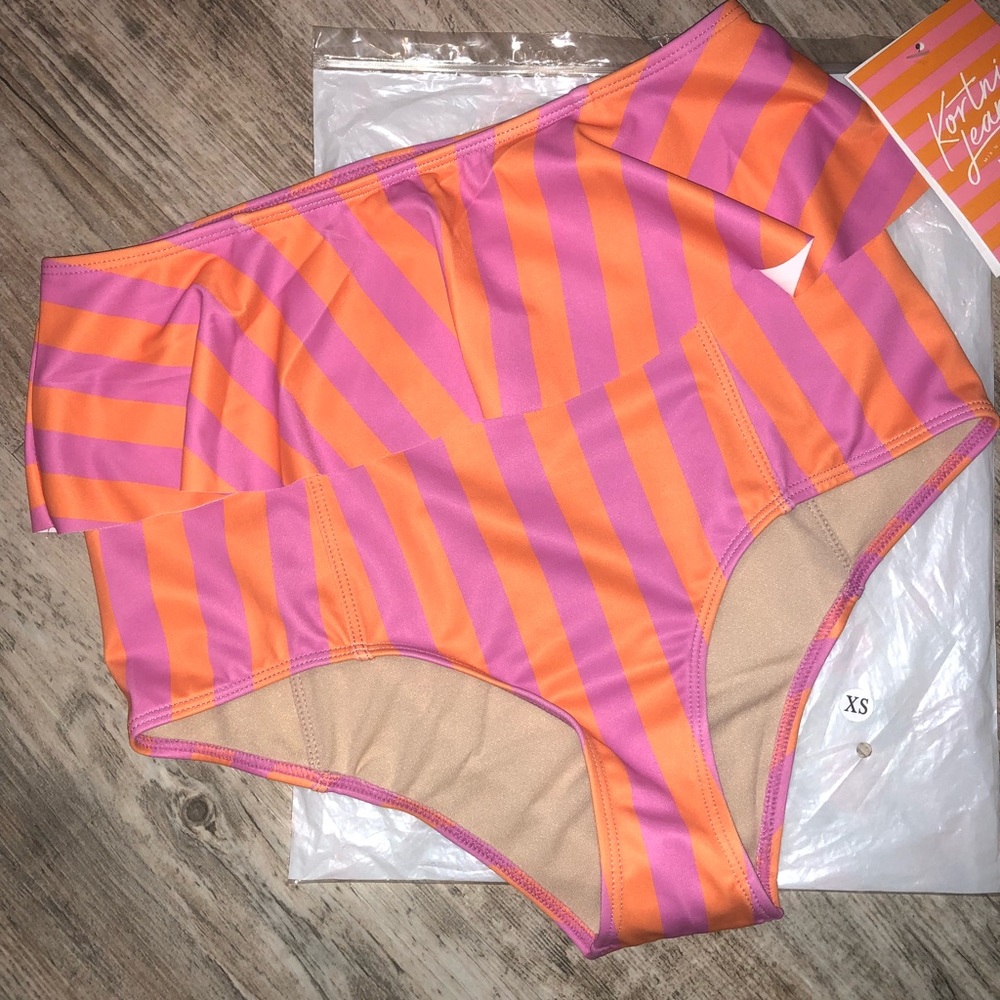 Kortni Jeane Peplum Bottoms